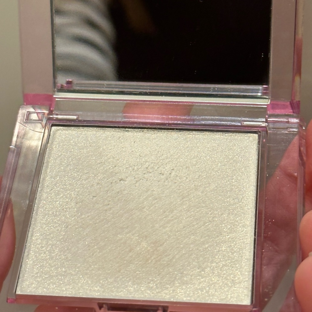 Makeup Bundle - Picture 3 of 3